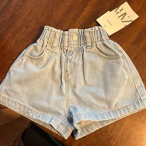 Zara shorts size3/4 NWT